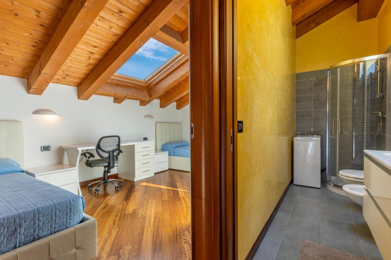 New Deal - Apt With Terrace, Jacuzzi & Netflix パルマノーヴァ エクステリア 写真
